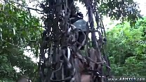 hd イケメンゲイポルノ映画をクソトラニーは彼らの新兵を連れて行く sex