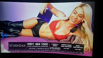 hd mkaela wtt babestation babe flexing big biceps and quads sex