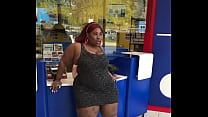 hd spice shaking that big ass on the counter at dominoes sex