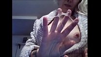 hd моя сводная тетя плюет на ее великолепные сиськи и на нее sex