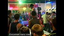 hd японец трахает друга жены пока его жена готовит sex