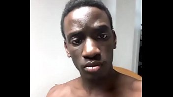 hd молодой черный чувак трясет своим bbc sex