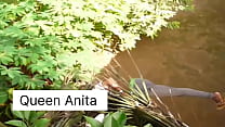 hd en algún lugar de áfrica una esposa asesina que casi folla con todos en un patio de alquiler dentro del baño local sex
