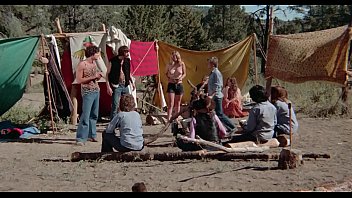 hd 逃亡者の女の子1974 sex