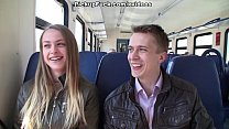 hd сексуальную девушку трахнули с двумя членами sex