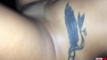 hd le chaud danny hot donne une fessée à la chatte dans le gang bang et fait jouir tout le monde dans la chienne sex