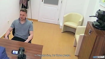 hd парень так сильно хочет работу что сел на член рекрутера чтобы получить ее не задумываясь bigstr sex