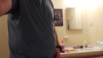 hd я мочусь как щенок покорный а потом кончаю в свою мочу sex