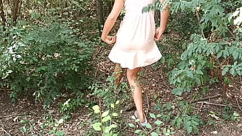 hd my neighbor is filming me in the forest while my husband is not theremala dvojka sex