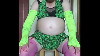hd not ashamed to show my face as i ride my dildo and deep throat it afterwards while asking for a real penis to do it sex