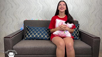 hd stepsister accidentally fell on stepbrother dick when he was taking candys from her orgasm sex