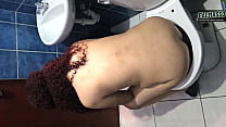 hd 나는 내 친구의 엄마와 섹스를 했고 그녀가 혼자 있는 것을 거의 본 적이 없으며 우리는 빠르게 섹스를 했습니다 그녀는 나를 원하고 젊은 사람들을 좋아하고 우리는 심지어 화장실에서 섹스를 해도 그녀는 싸버린다 sex