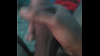 hd mommy handjob sex